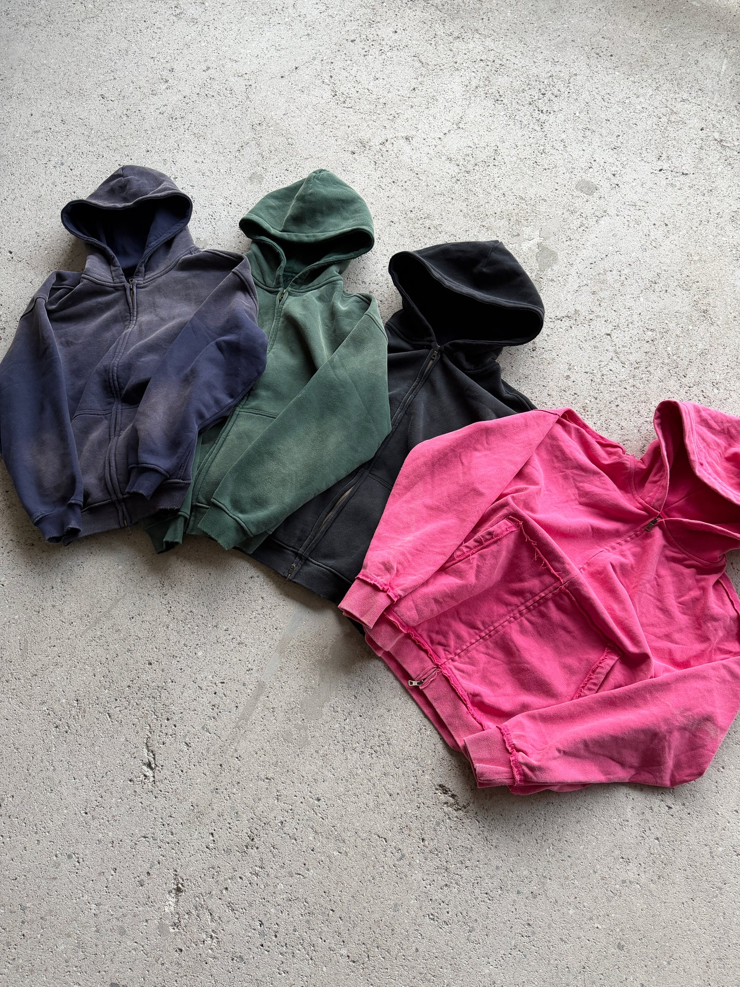 VB oversized raw edge zipup hoodie - Aged Pink