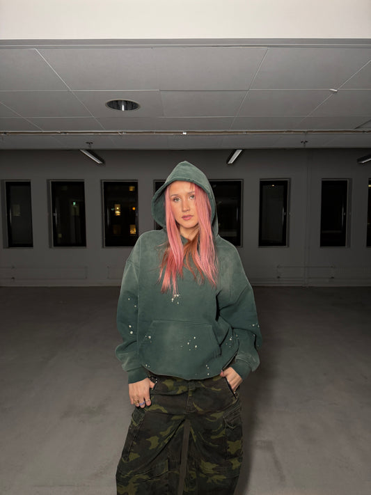 VB oversized splatter hoodie -  Forest Green