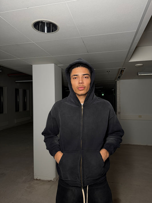 VB washed & distressed hoodie - Black